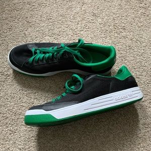 Men’s Rod Laver Black & Green Adidas Sneakers